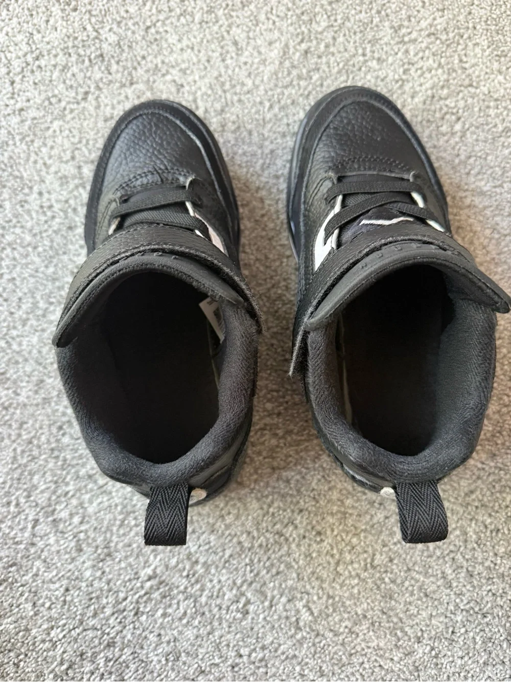 Nike boys jordan